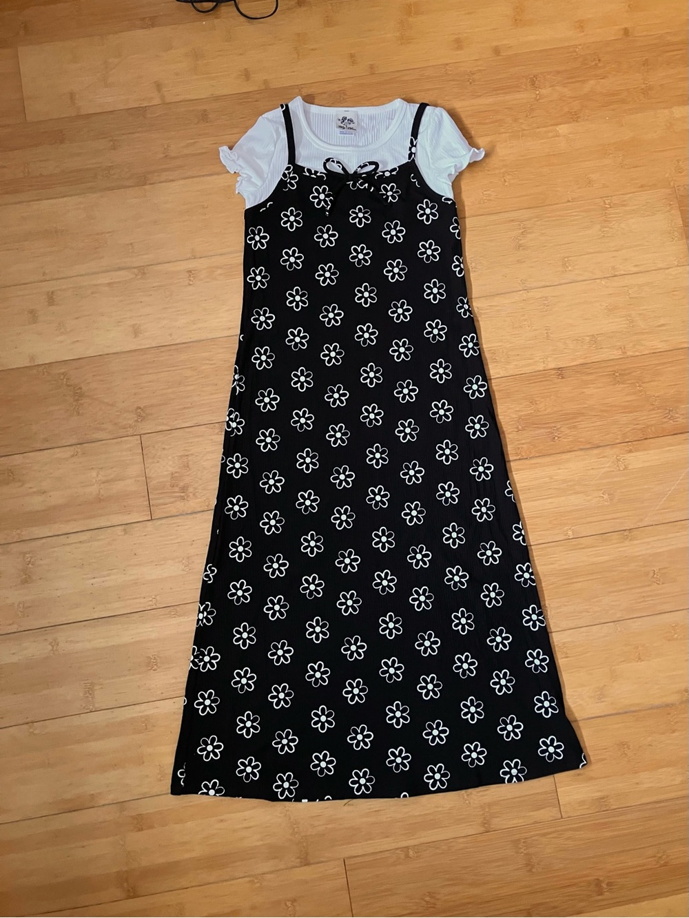 NWT Girls Size 8 Black & White polka dot Maxi Dress